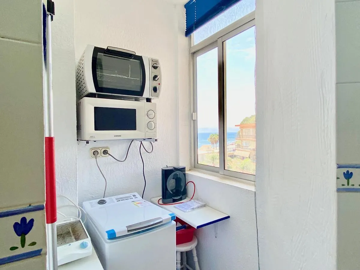 Genial apartamento en 1a Línea de Playa con Piscina Almuñécar Espanha