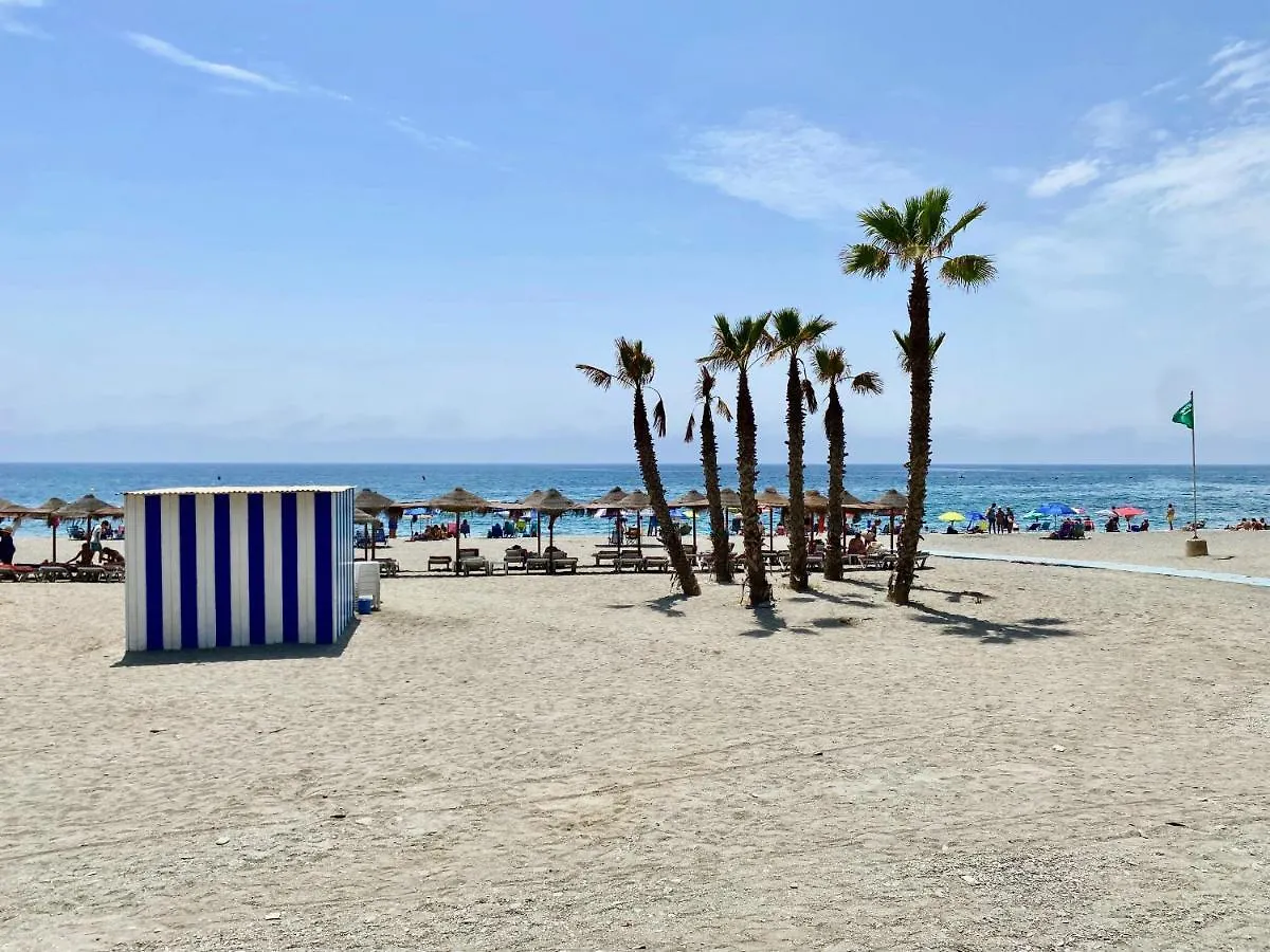 Genial apartamento en 1a Línea de Playa con Piscina Almuñécar