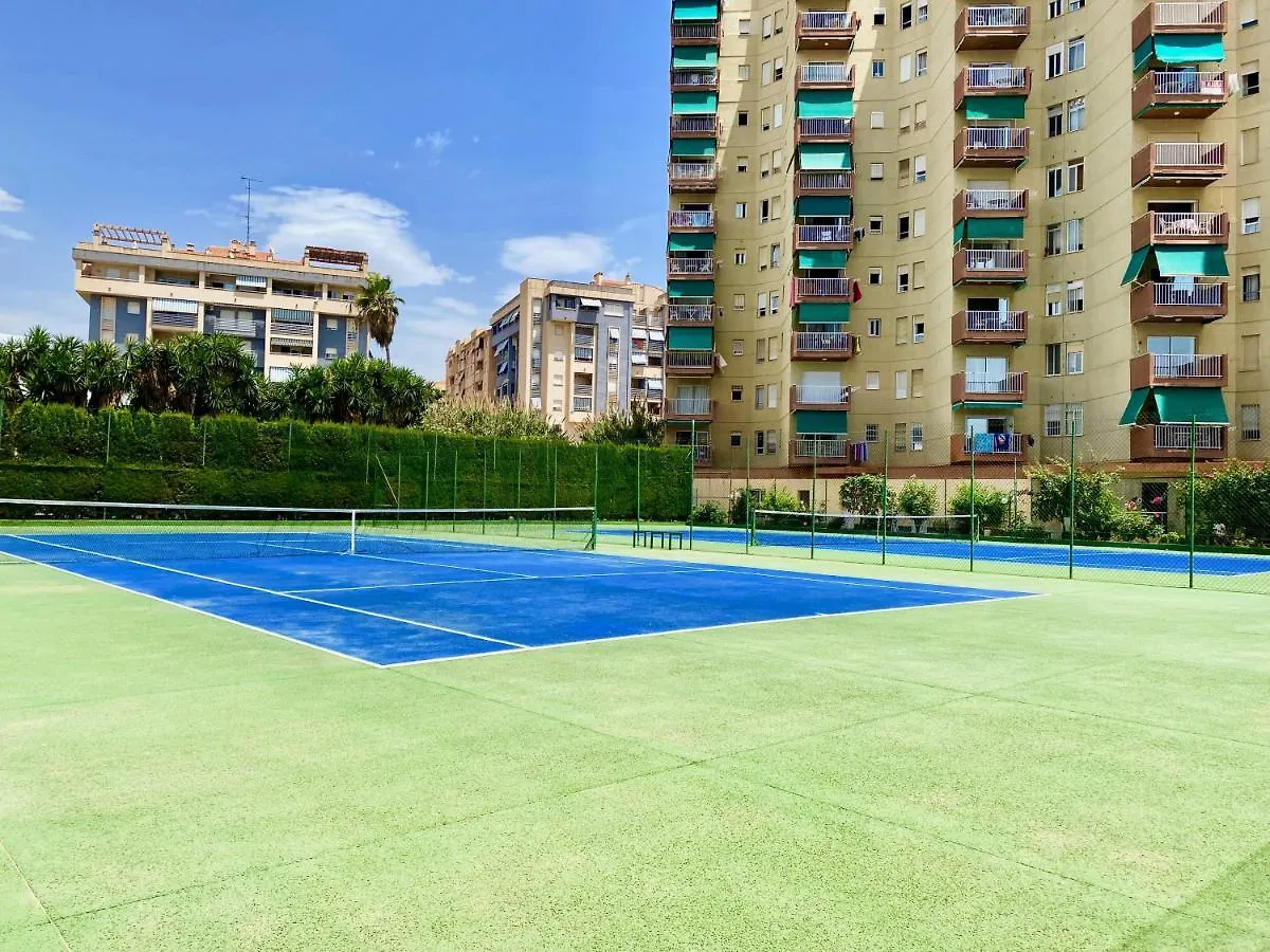 Genial apartamento en 1a Línea de Playa con Piscina Almuñécar 0*,  Espanha