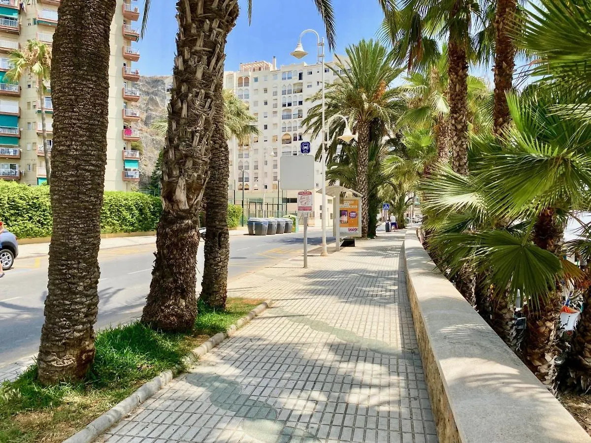 Genial apartamento en 1a Línea de Playa con Piscina Almuñécar