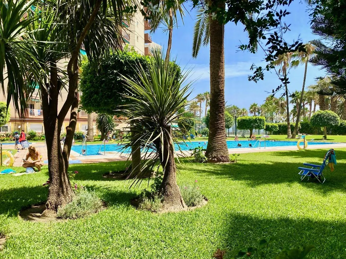 Genial apartamento en 1a Línea de Playa con Piscina Almuñécar