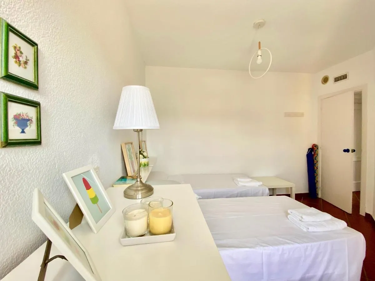 Genial Apartamento En 1A Linea De Playa Con Piscina Almunecar
